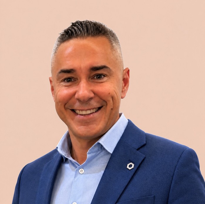 M. Éric Parent, MBA
